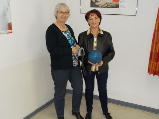 Foto: Die beiden aktiven Übungsleiterinnen für die aktivierenden Hausbesuche - Margret Kaminski und Elke Romberg